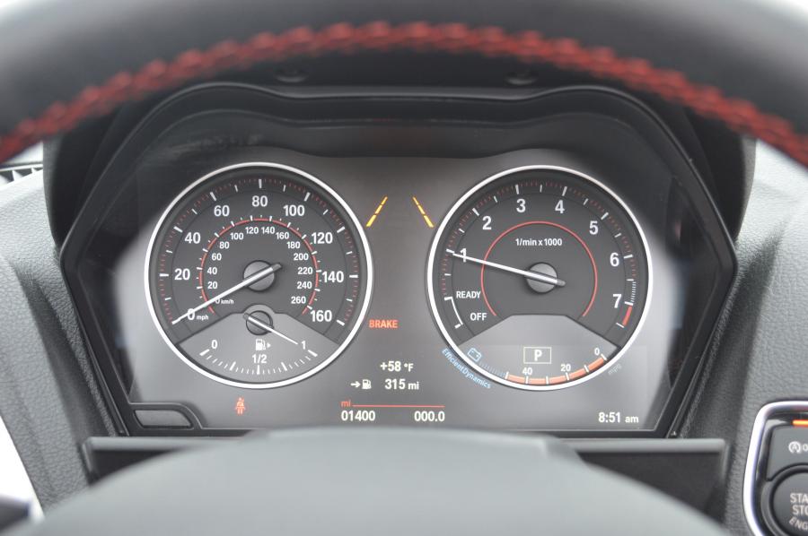  BMW 228i Convertible 2015 года  (фото 19 из 24)